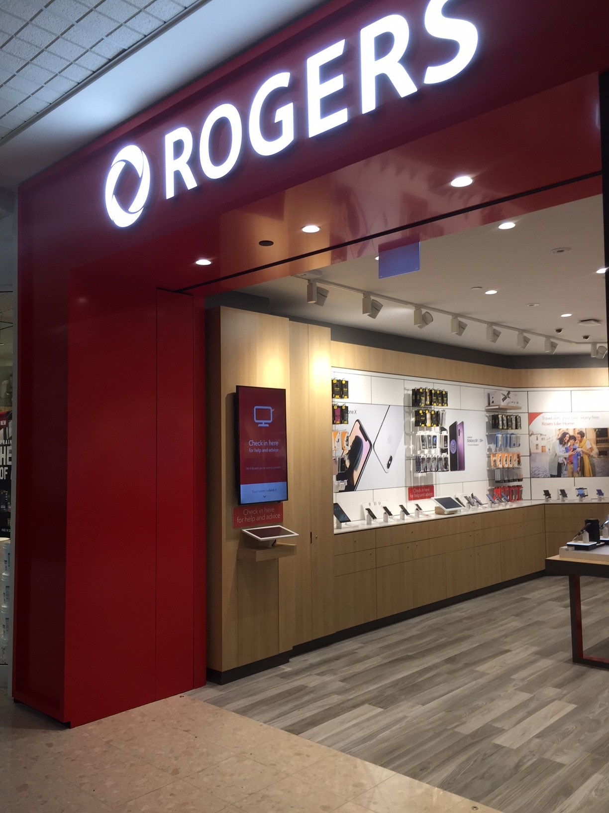 Rogers Store Place d'Orleans stericdesign.ca